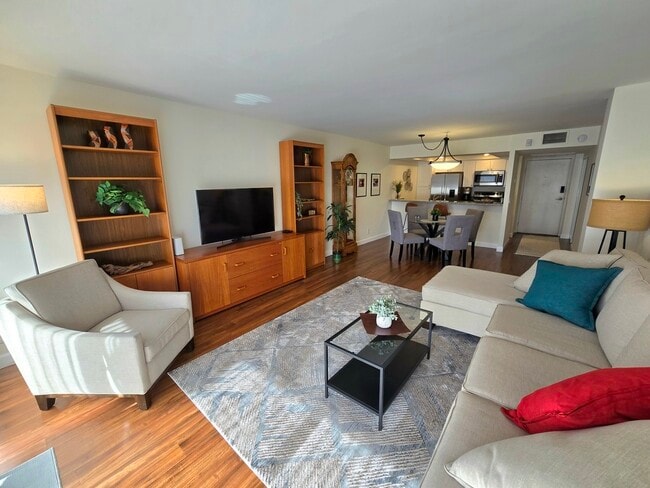 Building Photo - 3635 7th Ave