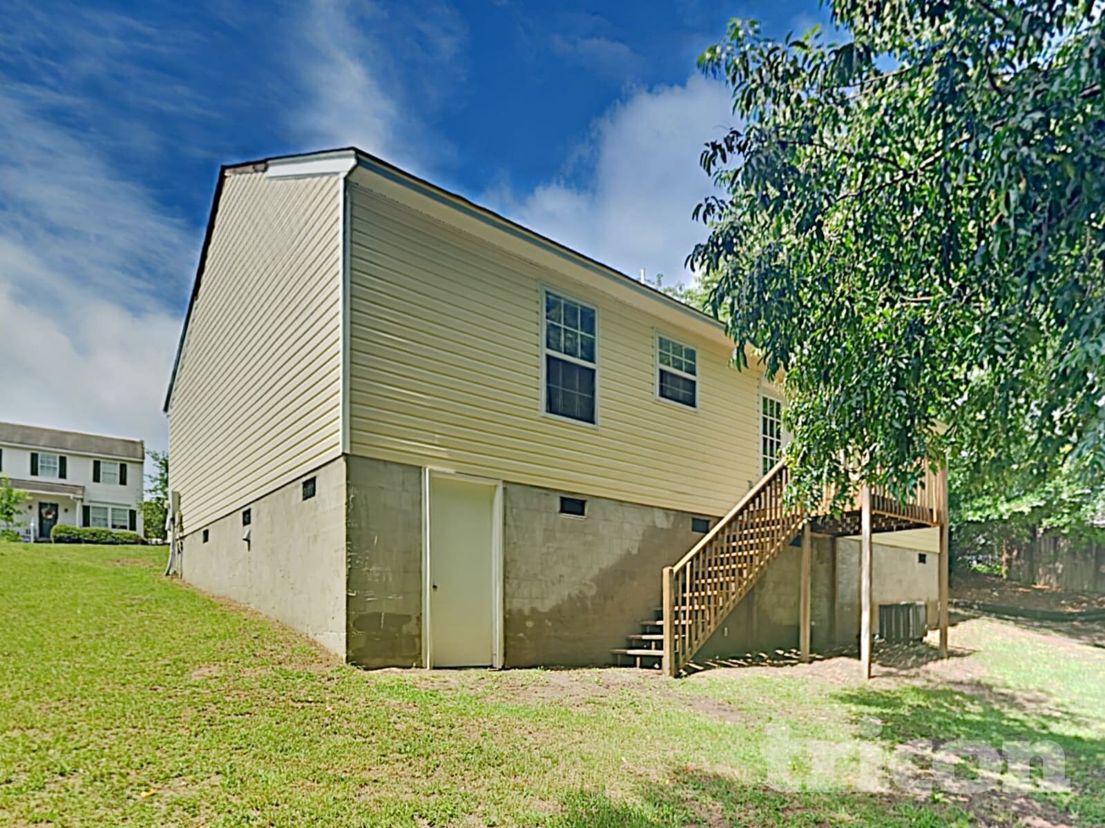 Building Photo - 201 Trowbridge Rd