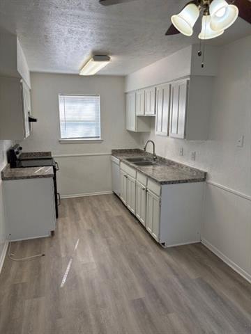 Building Photo - 916 Tulip Trail