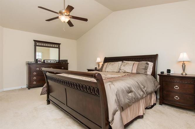 Master Bedroom - 725 Garden Square Ln