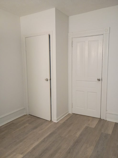 Building Photo - 237 S Ann St