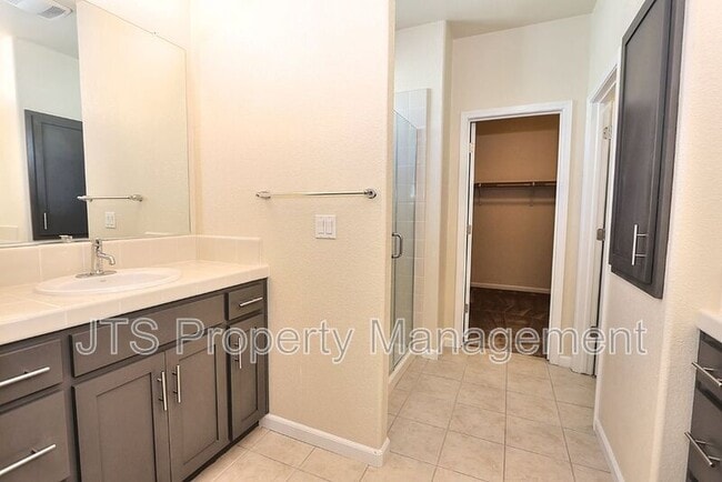Building Photo - 2488 Ben Ali Wy