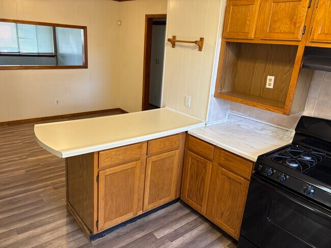 Building Photo - 2538 E 48th St N