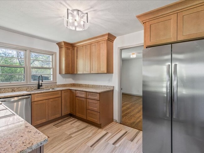 Building Photo - 4120 Foley Dr