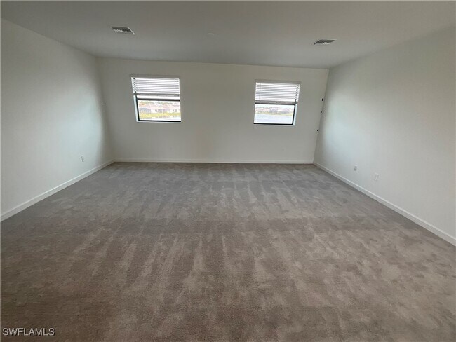 Building Photo - 10755 Timber Creek Dr