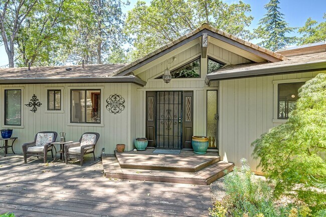 Building Photo - 16832 Alice Way