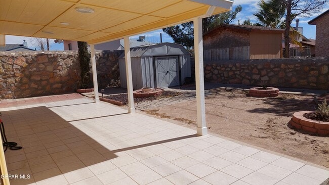 Building Photo - 12124 Fred Carter Dr