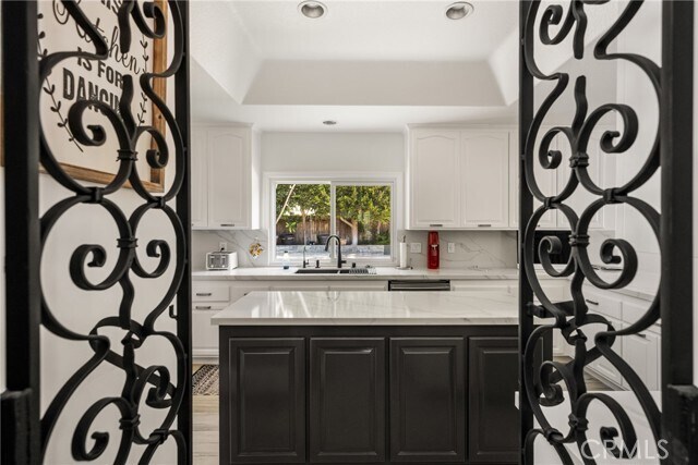 Building Photo - 2281 Orchard Dr