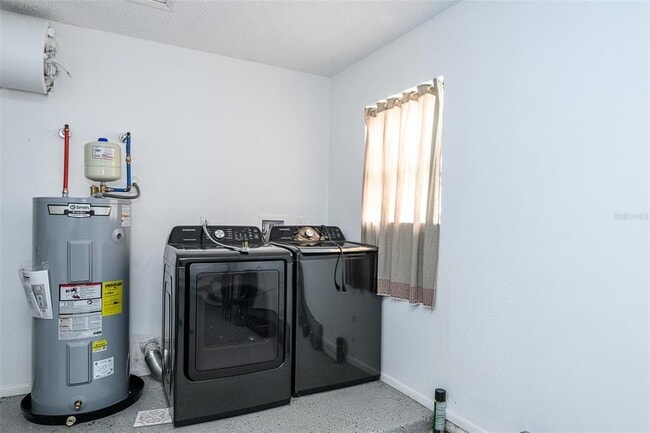 Building Photo - 19584 Carob Ct