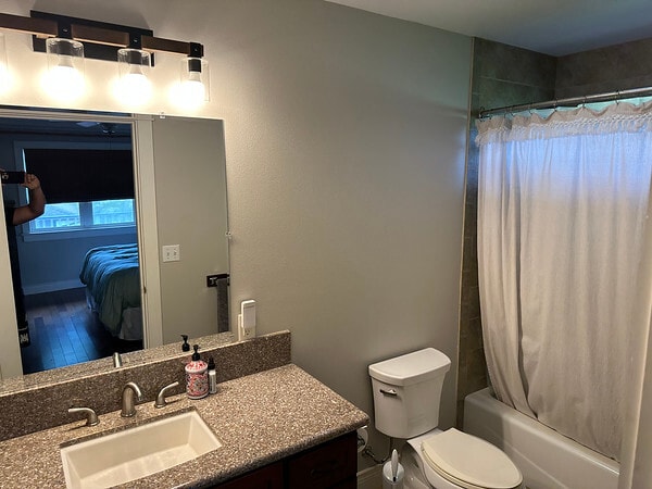 Building Photo - 4614 Haleilio Rd