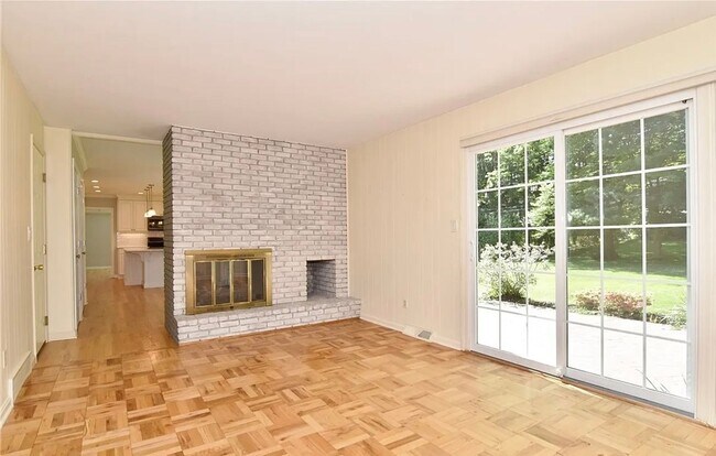 Building Photo - 118 Clairhaven Dr