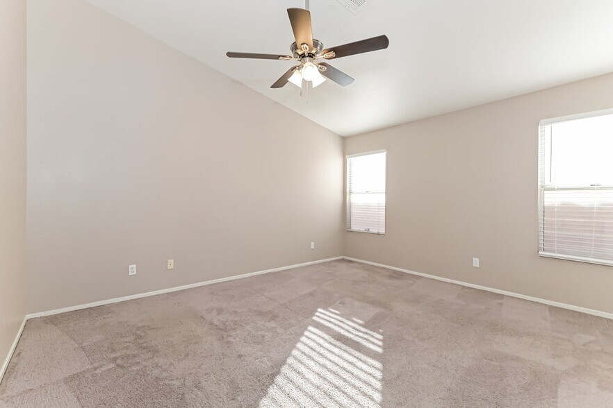 Building Photo - 6125 Wild Berry Dr