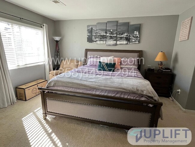 Building Photo - Charming 2-Bedroom Condo in Otay Ranch – P...