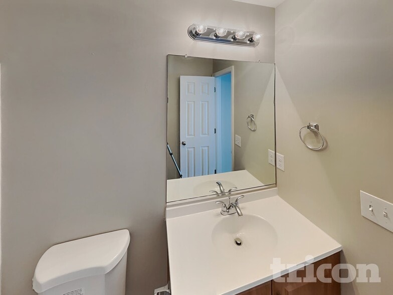 Building Photo - 3617 Sherbourne Ln