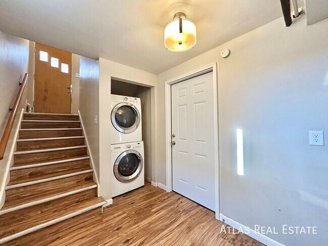 Building Photo - 2353 S Sherman St