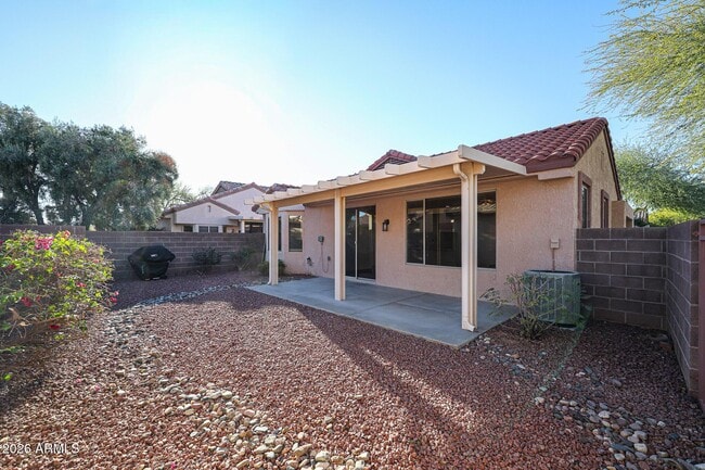 Building Photo - 16149 W Quail Creek Ln