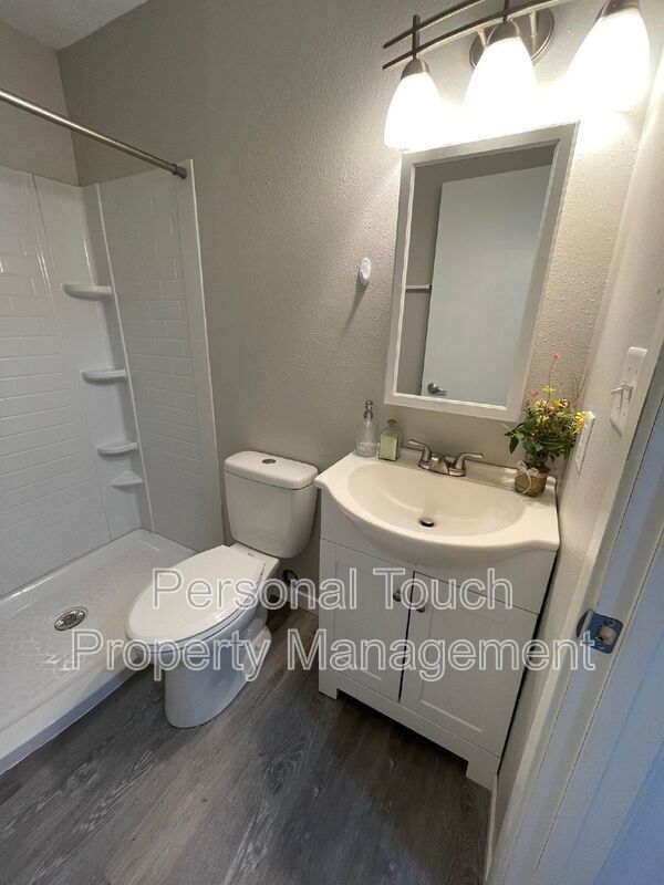 Building Photo - 717 30th St N