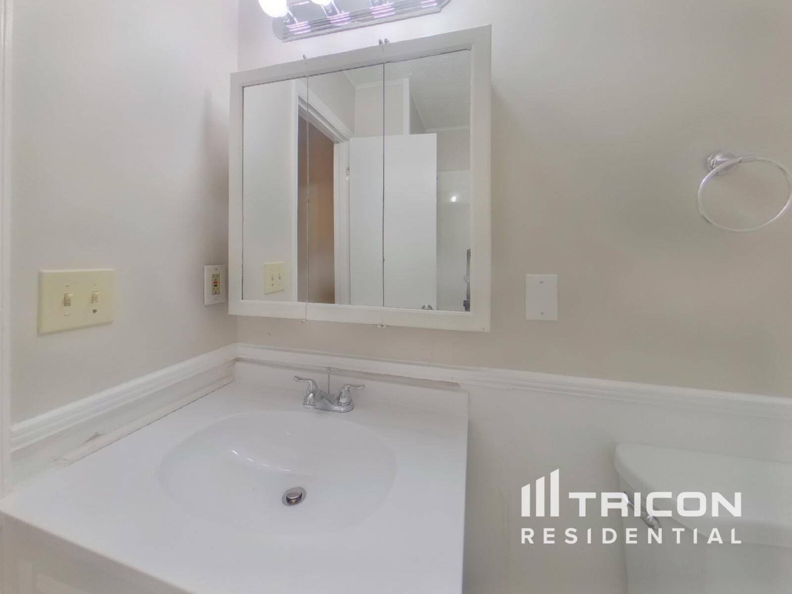 Building Photo - 4621 Cedar Brook Dr SE