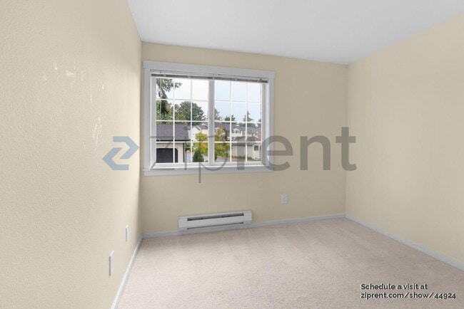 Building Photo - 12404 E Gibson Rd