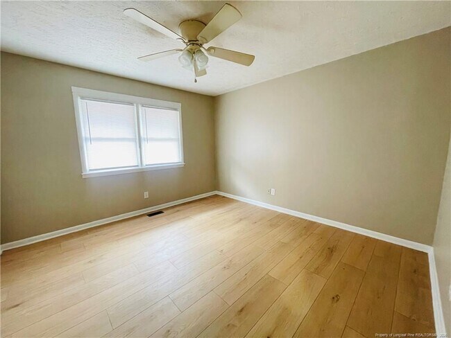Building Photo - 4959 Galveston Dr