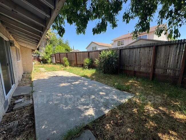 Building Photo - 7733 Mary Lou Way