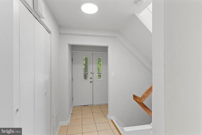Building Photo - 10650 Green Mountain Cir