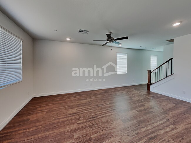 Building Photo - 10076 Aconitum Ct