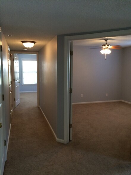 Building Photo - 3713 Morris Farm Dr