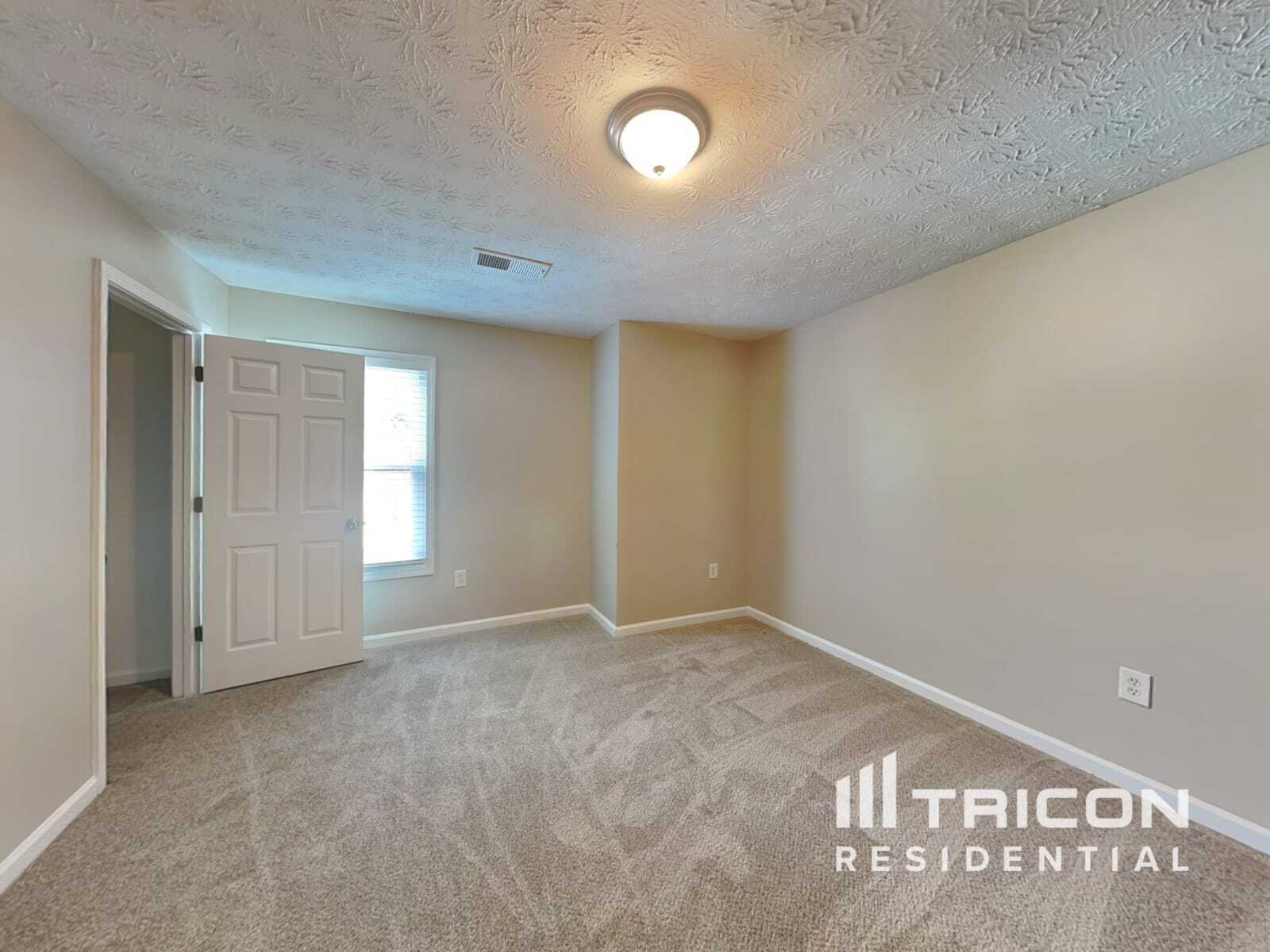 Building Photo - 703 Morgans Ridge Dr