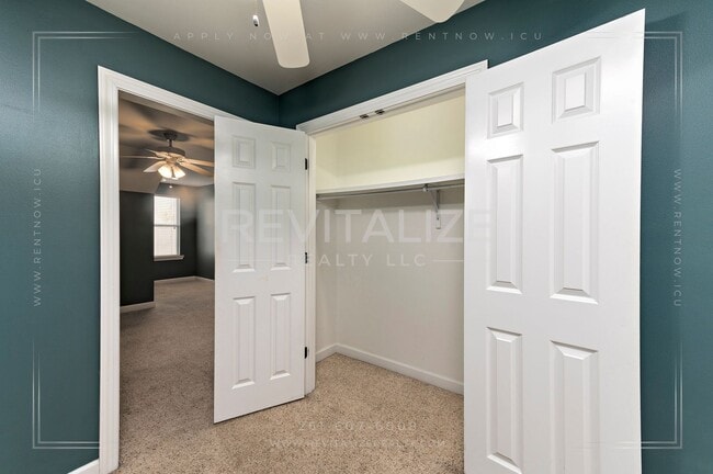 Building Photo - 3 Bed 2.5 Bath Townhome in West Mobile