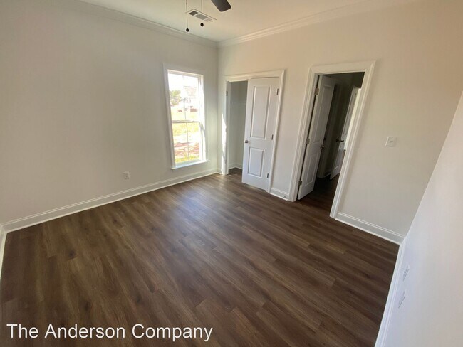 Building Photo - 4 br, 3.5 bath House - 120 Chapel Ct