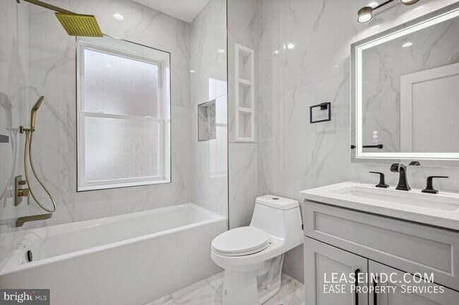 Building Photo - 4012 5th St NW