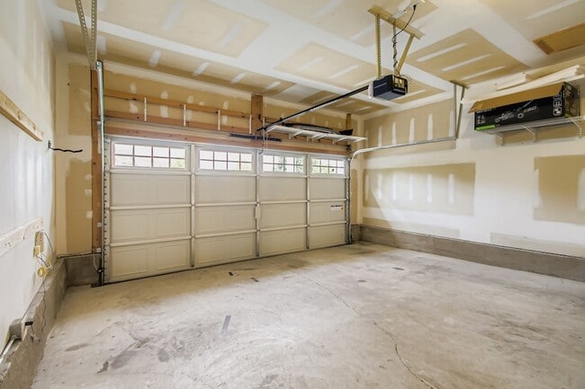Building Photo - 2520 River Trail Dr