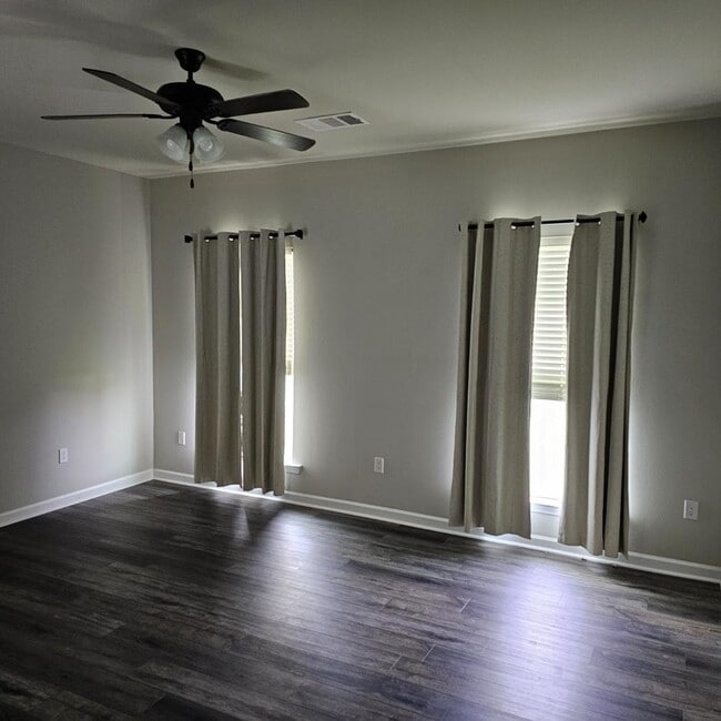 Building Photo - 261 Colony Station