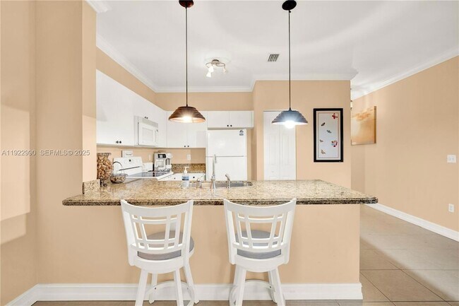 Building Photo - 2239 SE 23rd Ave