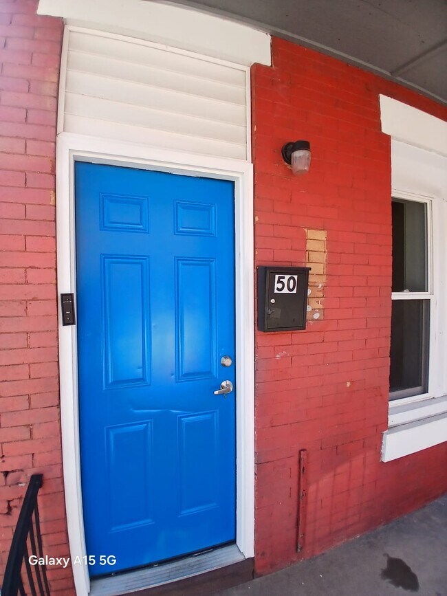 Building Photo - 50 Reger St