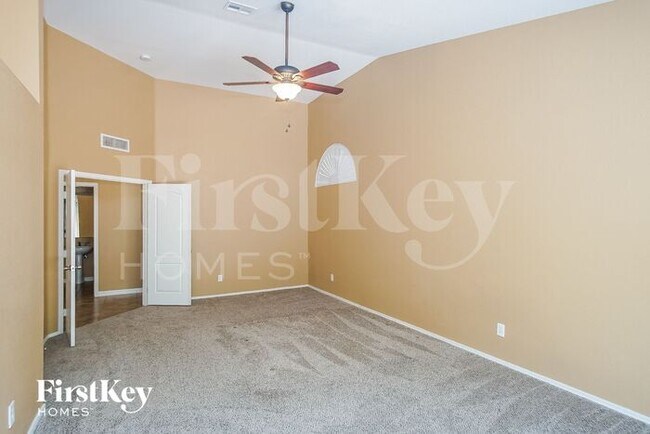 Building Photo - 9300 Magic Flower Ave