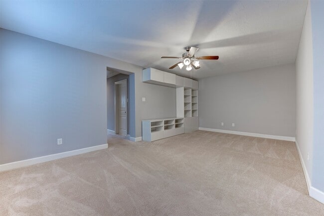 Building Photo - 1811 Wichita St