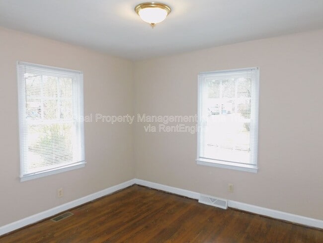 Building Photo - 2636 Reid St