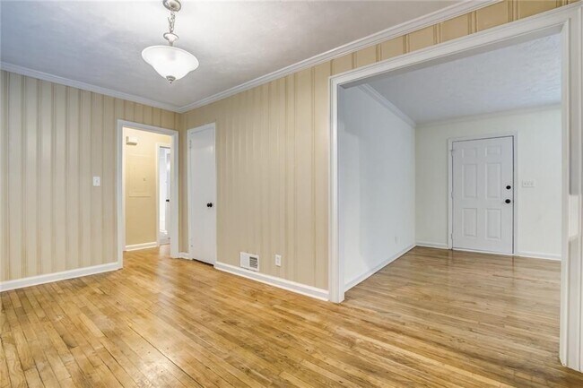 Building Photo - 2987 Belvedere Ln