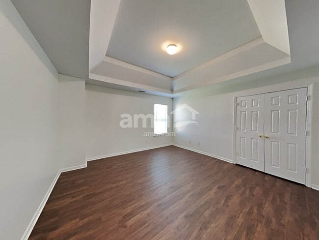 Building Photo - 108 Dunnell Rd