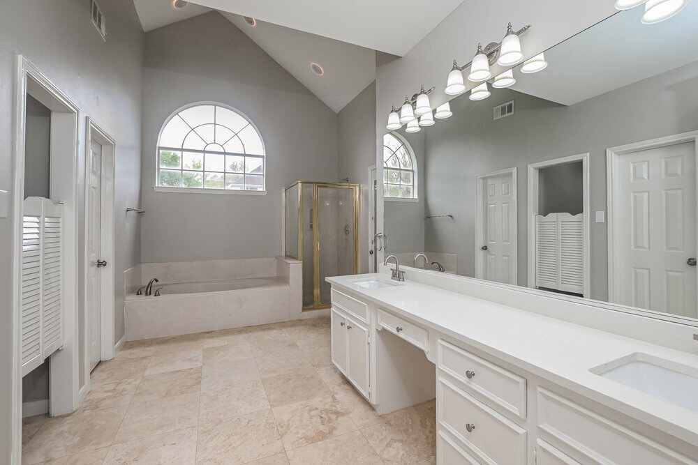 Building Photo - 4923 Laurel Hill Ct