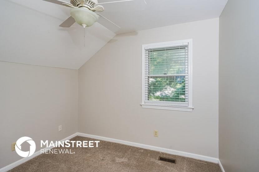 Building Photo - 10501 Bay Pointe Ct