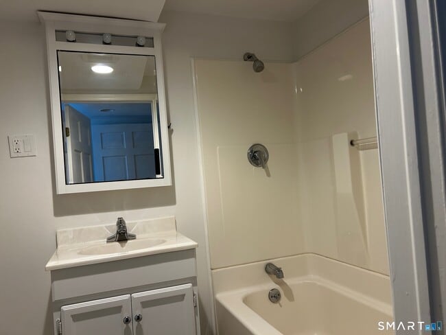 Building Photo - 97 Godfrey Rd