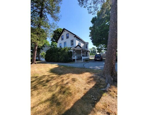 Building Photo - 33 Oak St