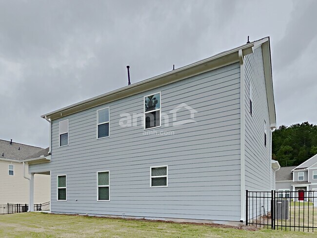 Building Photo - 288 Camp dr