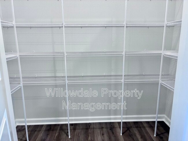 Building Photo - 514 Light Oak Wy