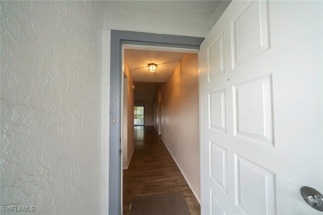 Building Photo - 6300 Sugar Bush Ln