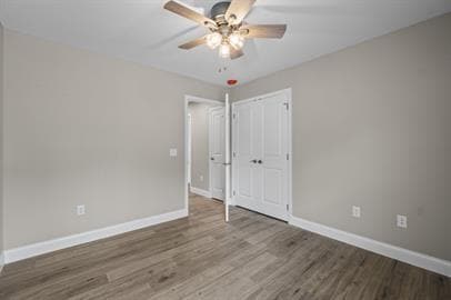 Building Photo - 302 Oak Grv Cir
