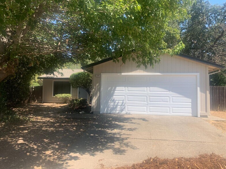 Primary Photo - 11092 Gingerwood Way